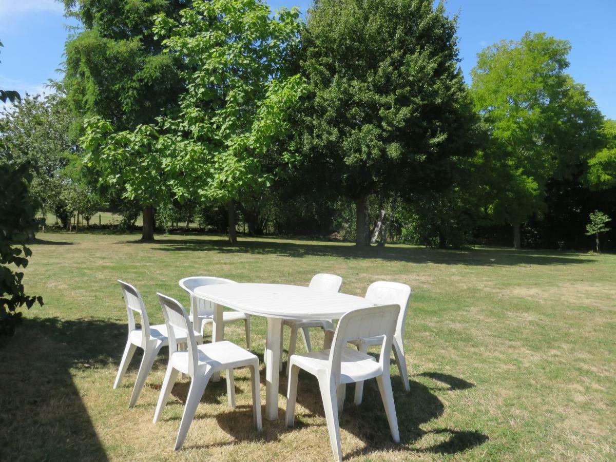 Gite Des Basses Touches Villa Moitron-sur-Sarthe Exterior foto